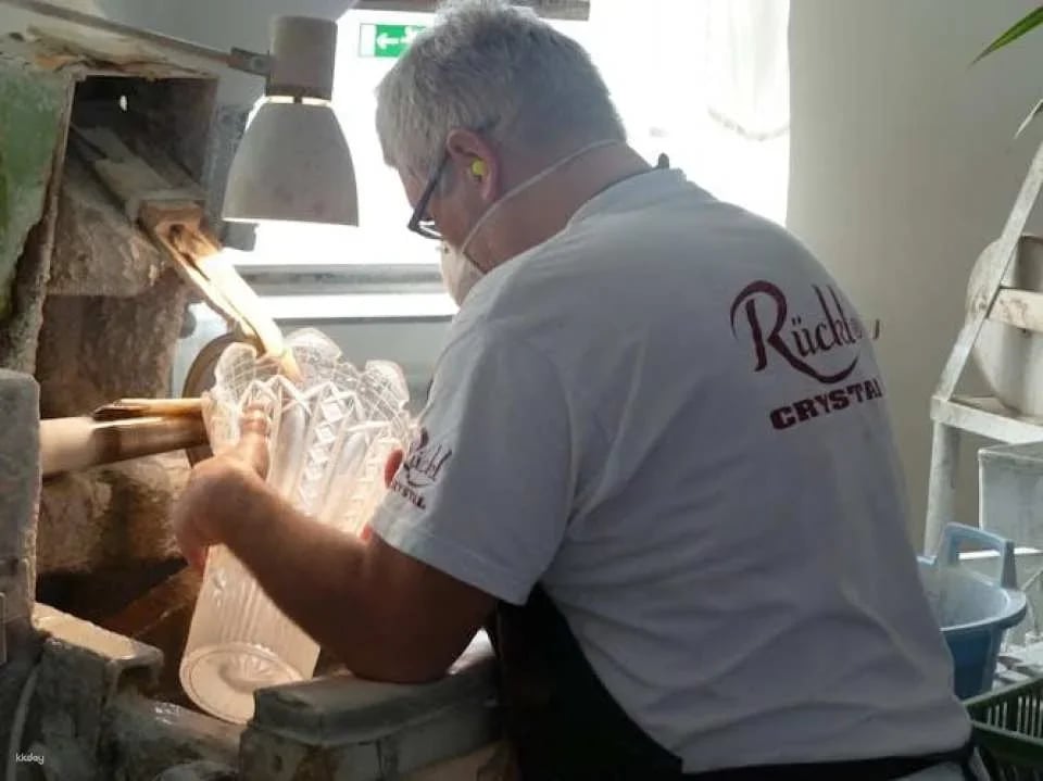 Excursion to Rückl Crystal Glass Factory Nizbor from Prague