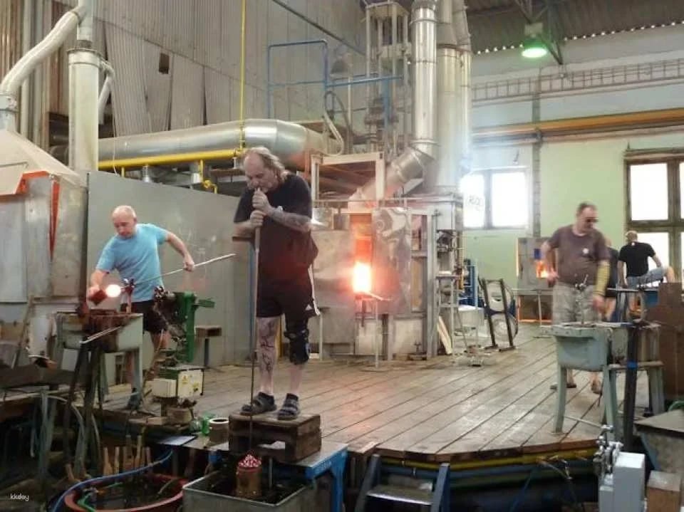 Excursion to Rückl Crystal Glass Factory Nizbor from Prague