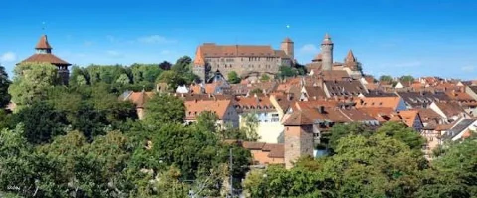 Tunnels and secret passages under the Nuremberg castle tour in English
