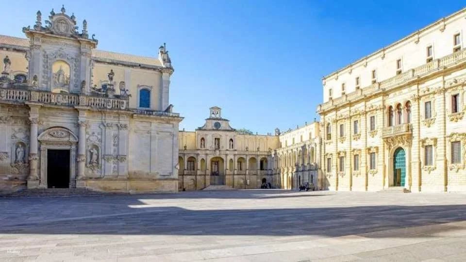 Lecce audio guide with TravelMate app