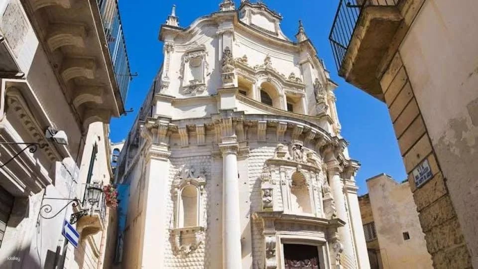 Lecce audio guide with TravelMate app
