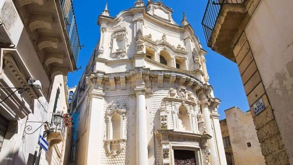 Lecce audio guide with TravelMate app