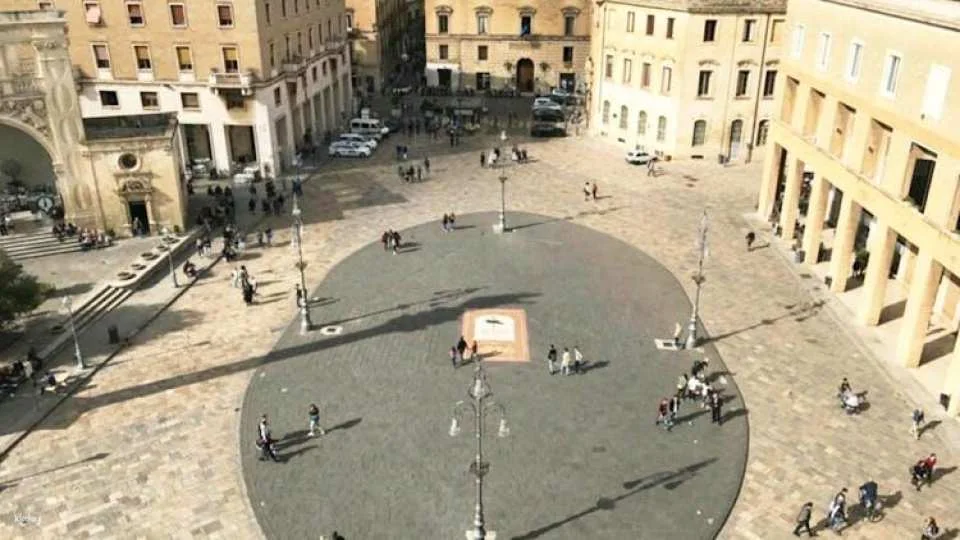 Lecce audio guide with TravelMate app