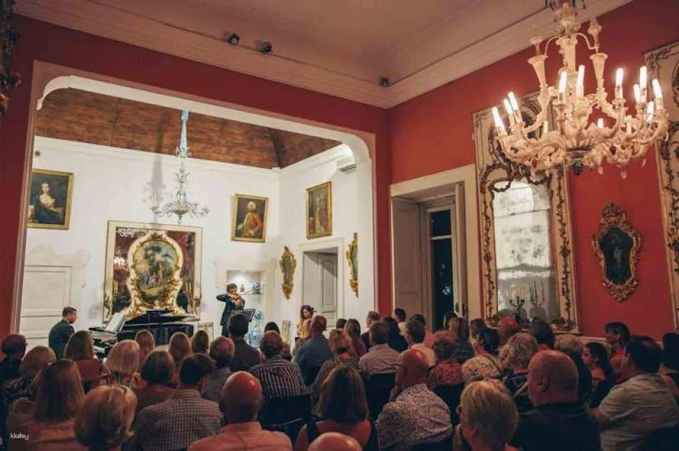 Opera Arias, Naples and Songs in Sorrento with the Three Tenors