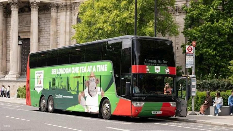 London afternoon tea bus tour with PG tips and optional London Eye