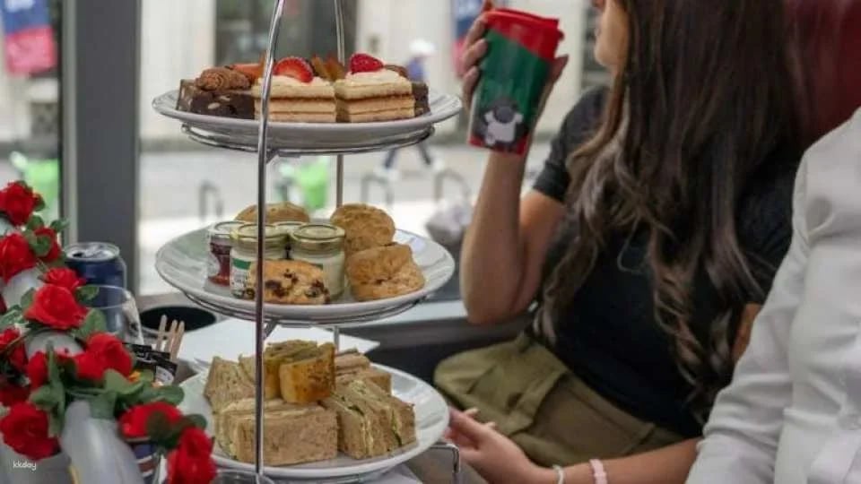 London afternoon tea bus tour with PG tips and optional London Eye