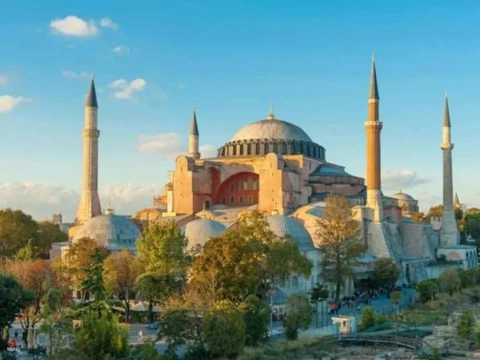 1-Day Istanbul Fast Pass with Skip-the-Line Entrance Tickets