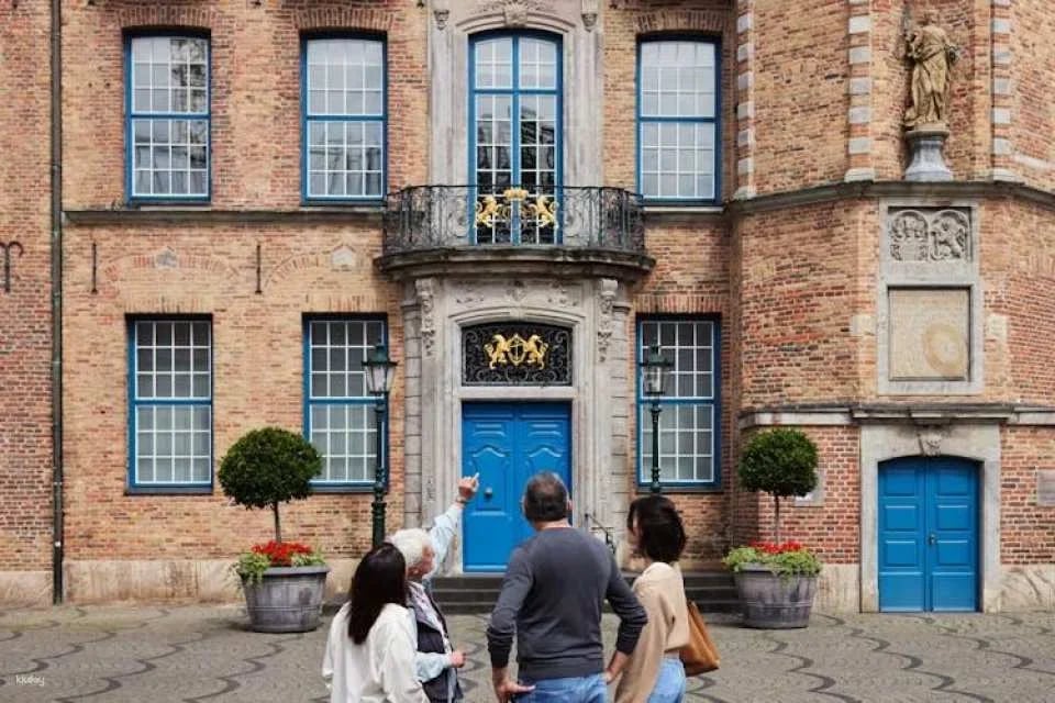 1-Hour Guided Walking Tour of Düsseldorf in English