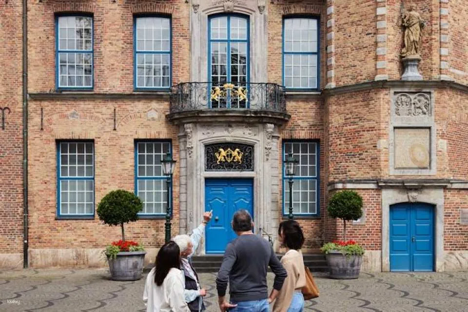 1-Hour Guided Walking Tour of Düsseldorf in English