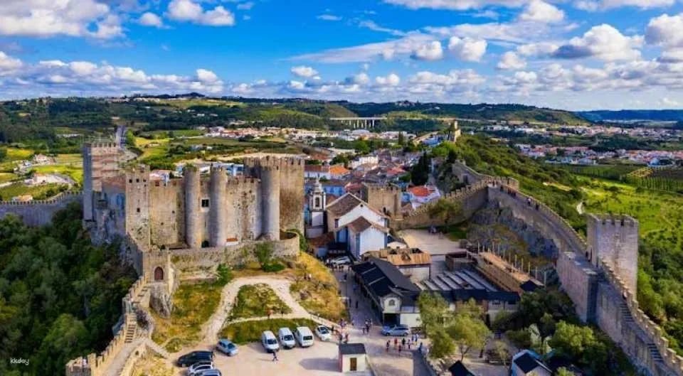 Full-day trip to Fátima, Nazaré, Óbidos and Batalha from Lisbon