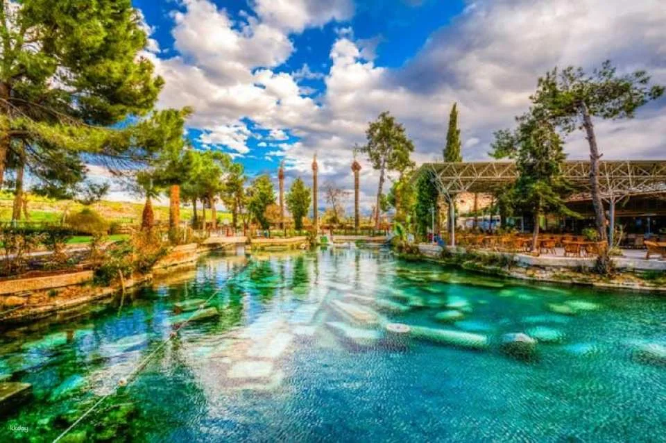 Pamukkale and Hierapolis private tour with lunch
