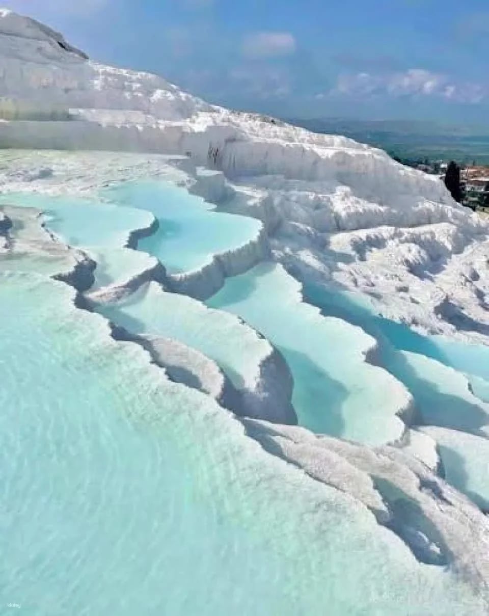 Pamukkale and Hierapolis private tour with lunch