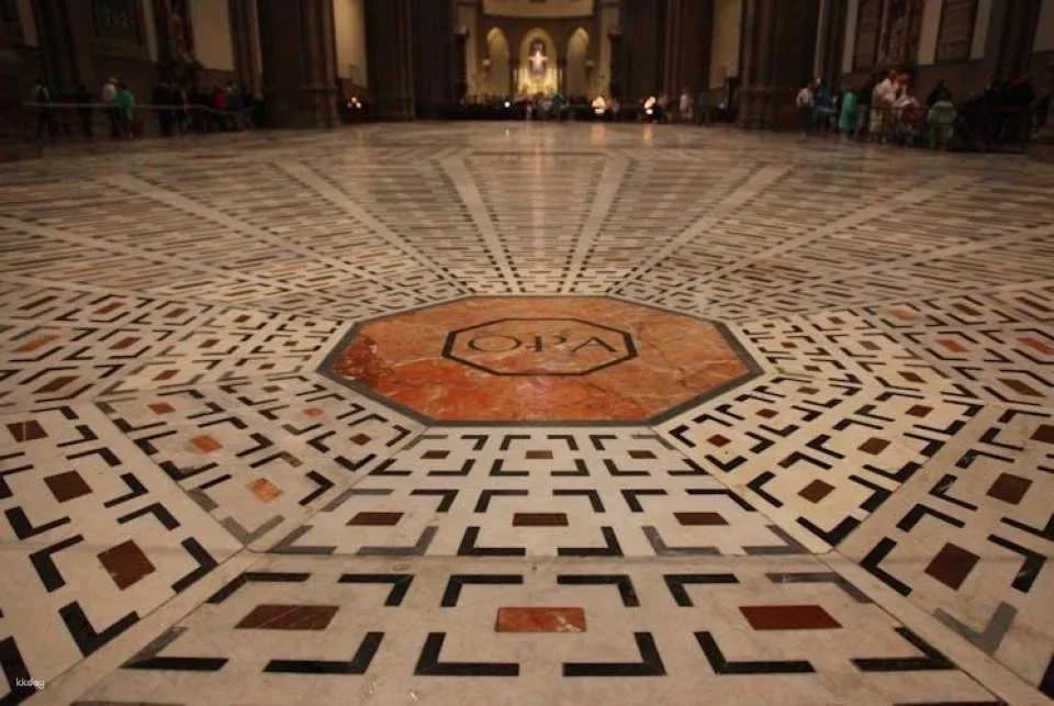 Florence Cathedral Guided Tour with Brunelleschi's Dome Access