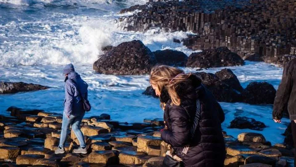 Giant's Causeway, GOT Film Locations and Belfast City Sightseeing Tour