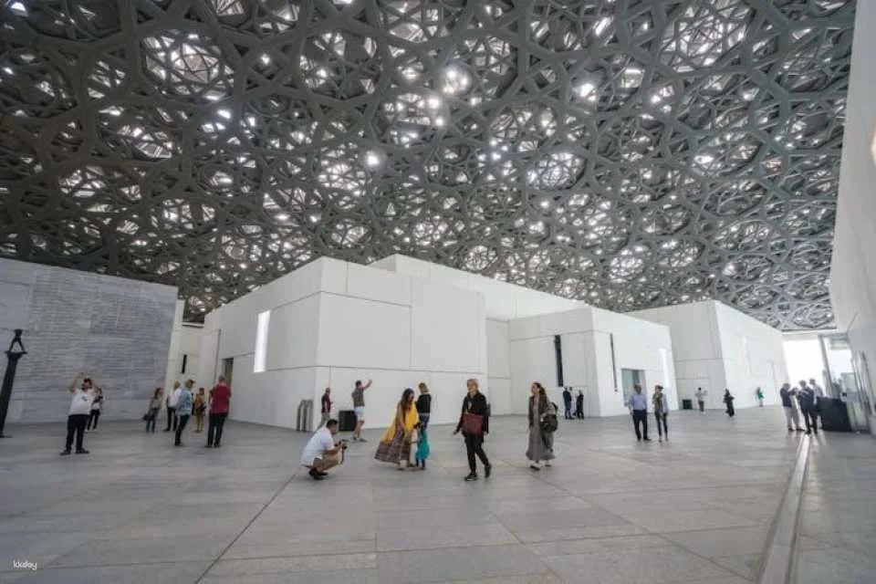 Abu Dhabi city tour and Louvre Museum ticket