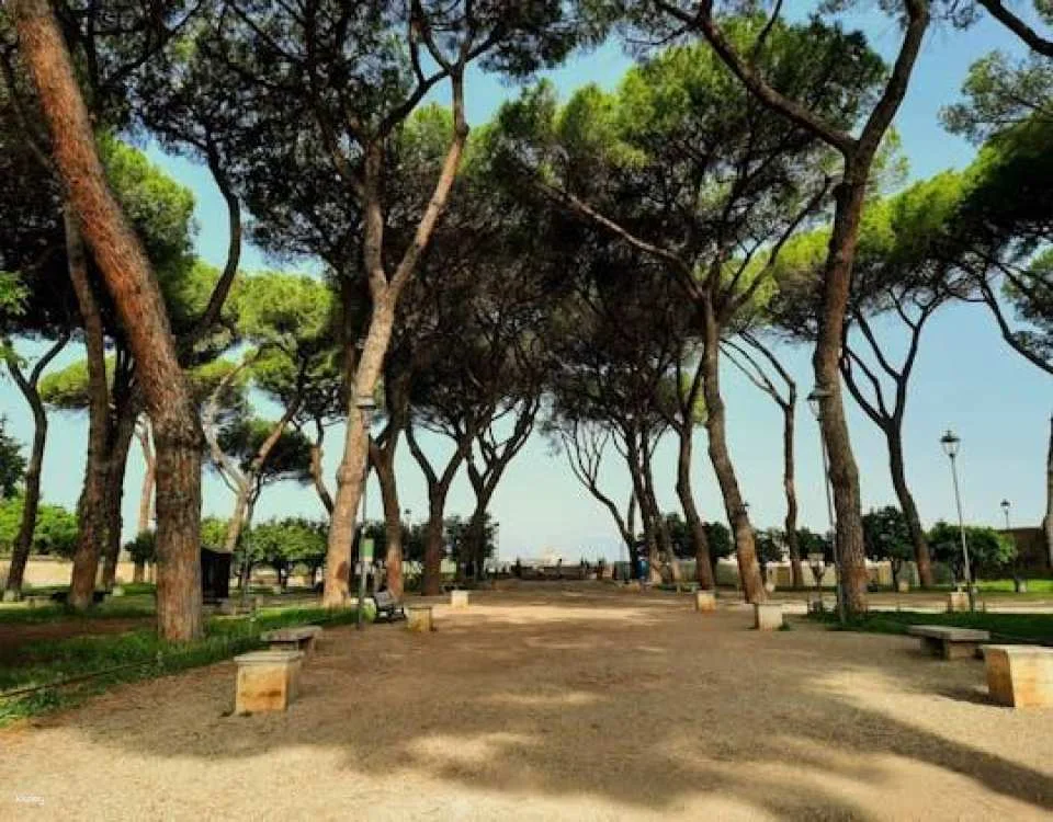 Aventine hill and Orange Garden guided walking tour