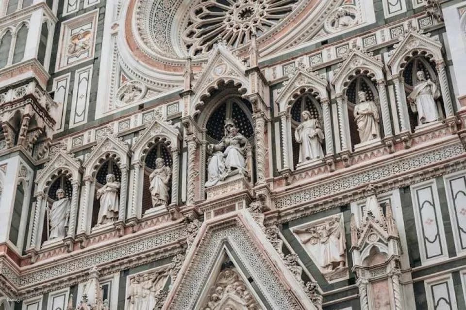 Duomo Cathedral skip-the-line entry and express tour