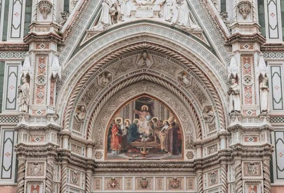 Duomo Cathedral skip-the-line entry and express tour