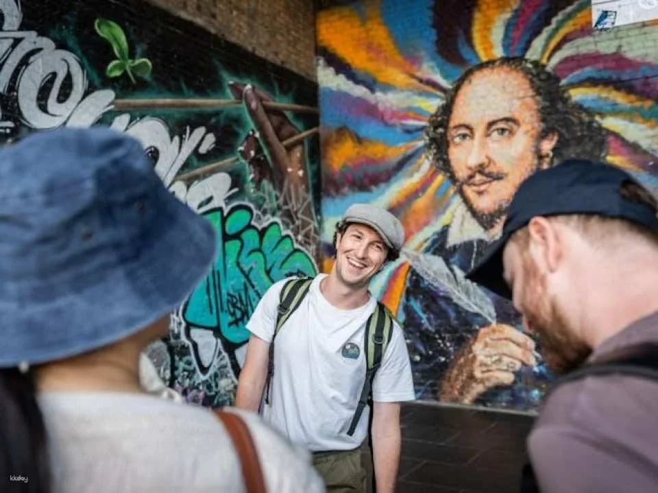 London Walking Tour with Entrance to the Clink Prison