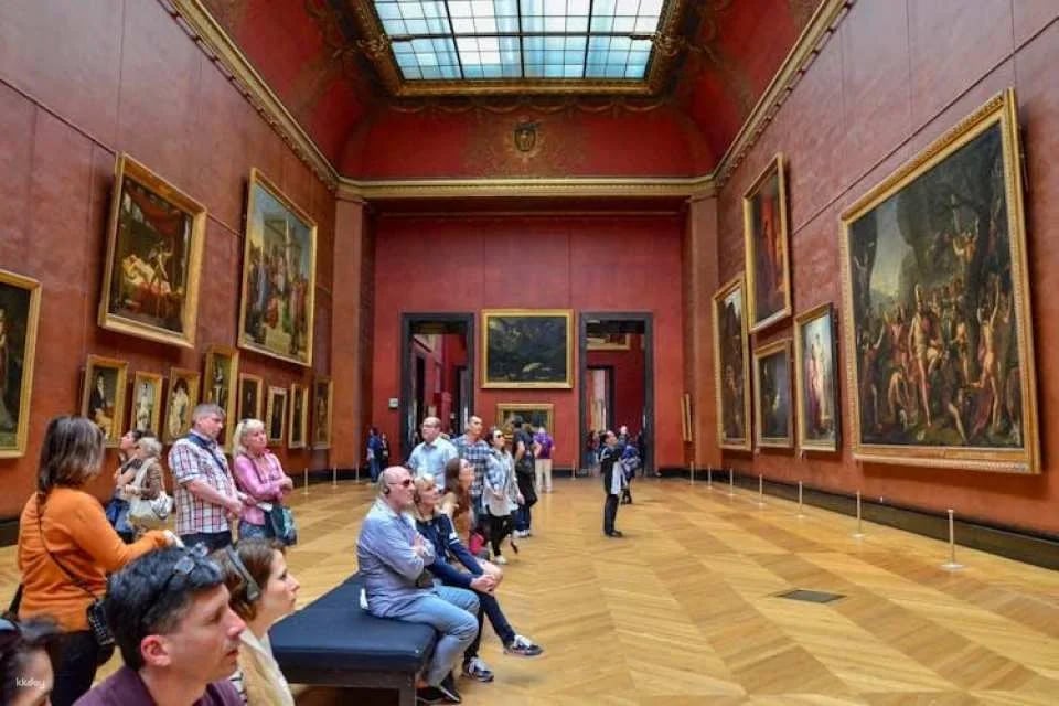 Louvre Museum self-guided tour with audio app