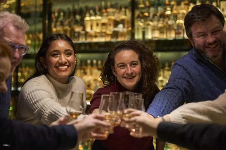 The Scotch Whisky Experience Gold Tour with whisky tasting