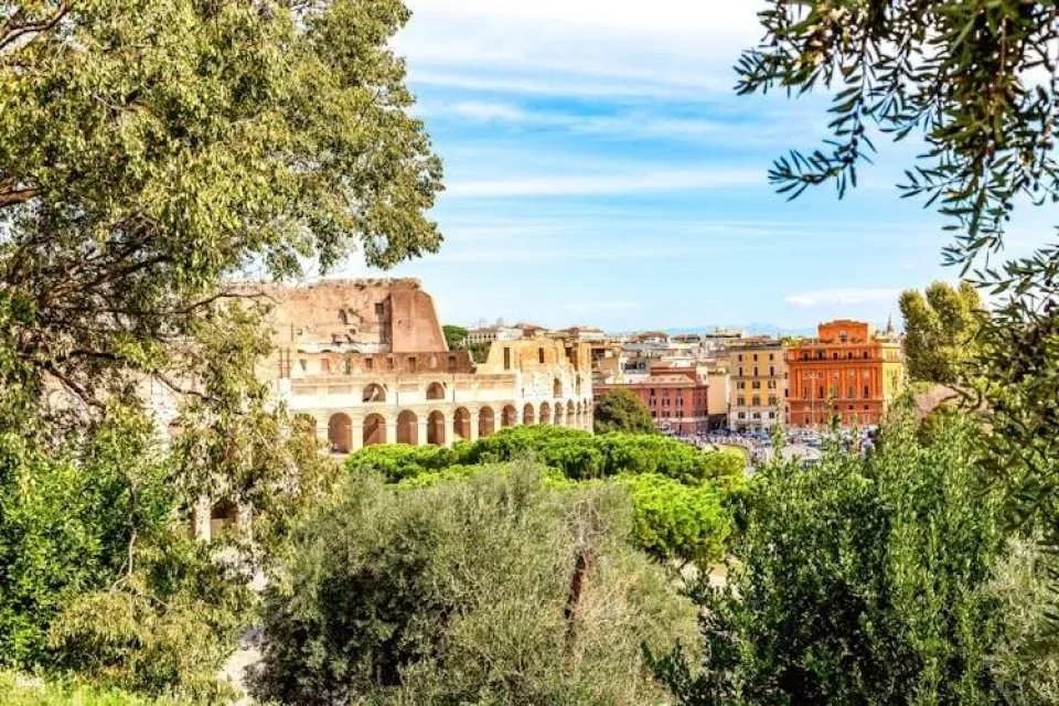 Full-day combined guided tour of Vatican and Colosseum
