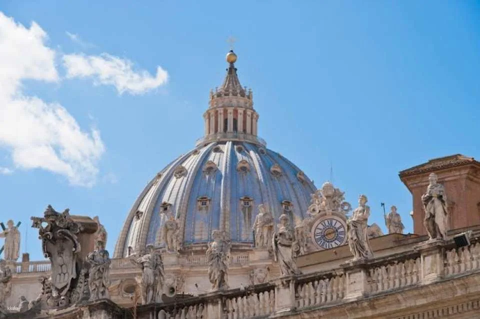 Full-day combined guided tour of Vatican and Colosseum