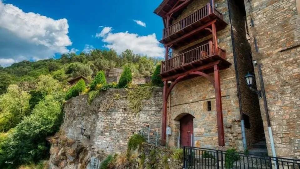 Day trip to three towns in Ordesa National Park from Zaragoza