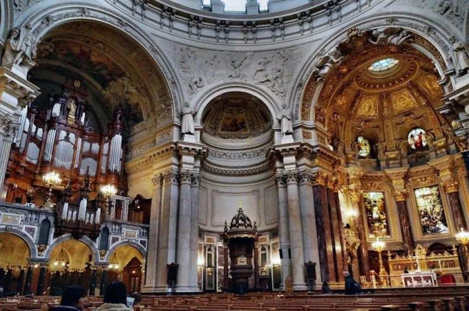 Berlin Cathedral ticket with self-guided city audio tour