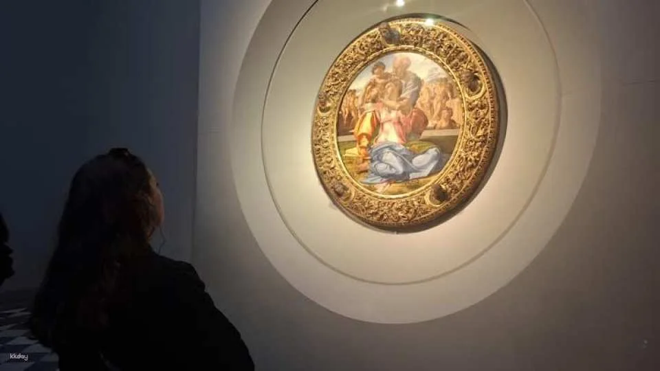 Small-group tour of the Uffizi Gallery with entrance tickets