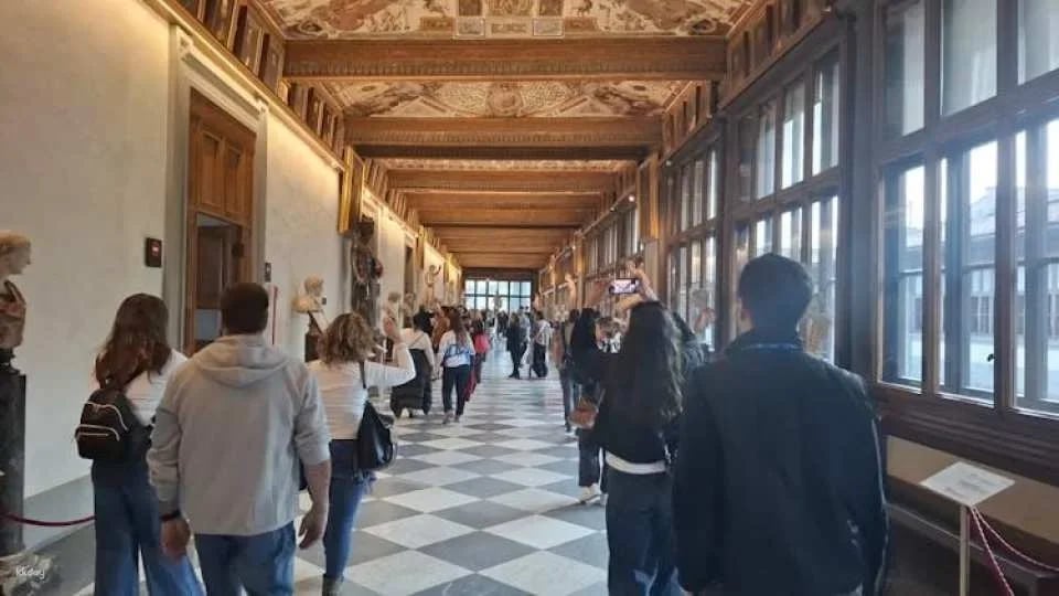 Small-group tour of the Uffizi Gallery with entrance tickets