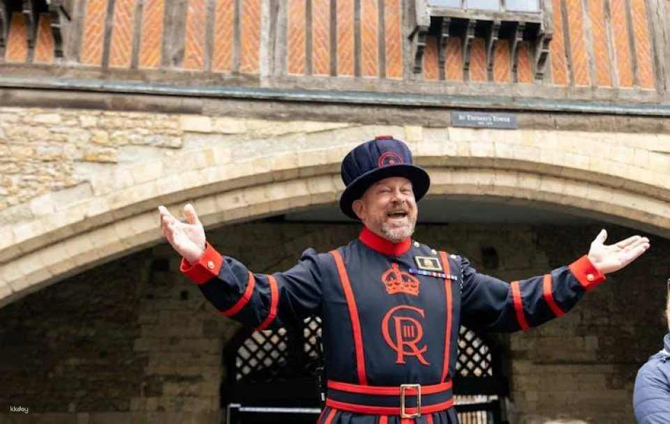 Tower of London early access with Beefeater Opening Ceremony