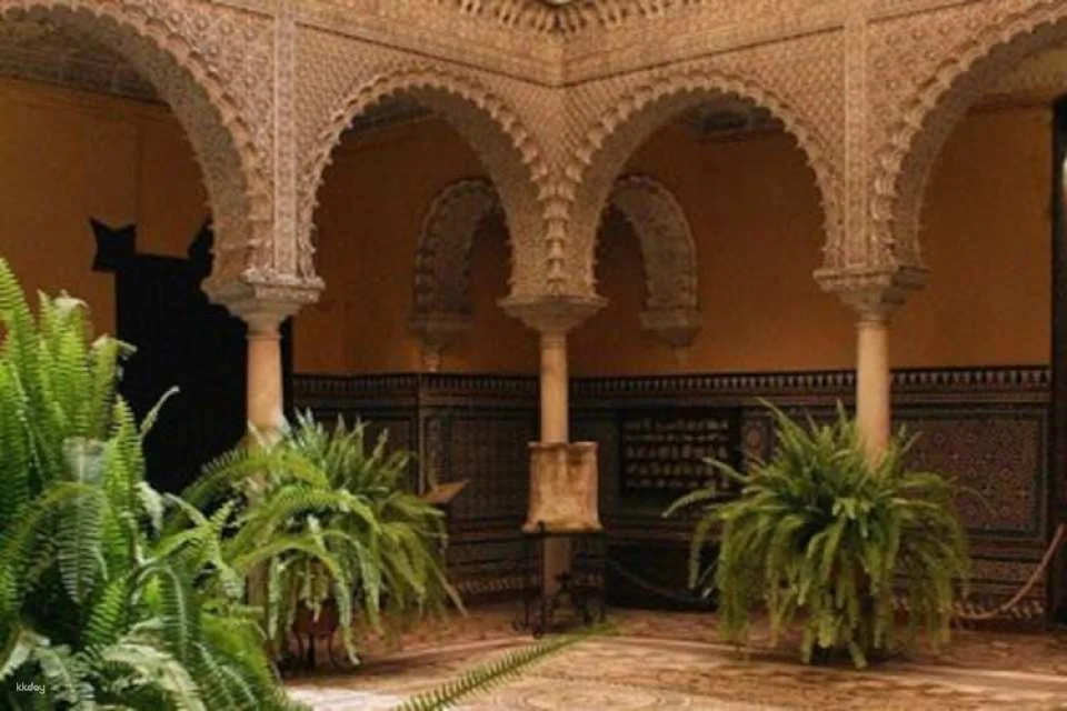 Private Guided Tour of Medinaceli and Lebrija's Palaces