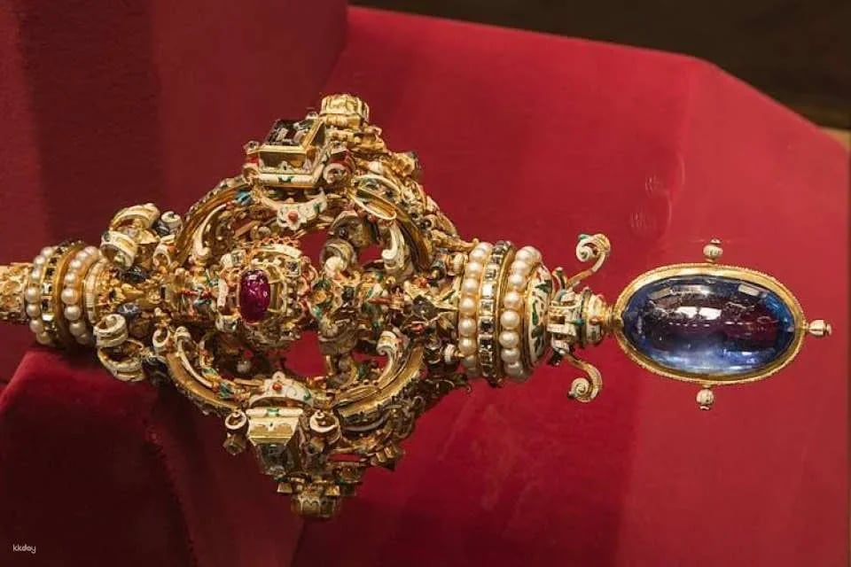 Tickets for the Imperial Treasury at Vienna Hofburg Palace