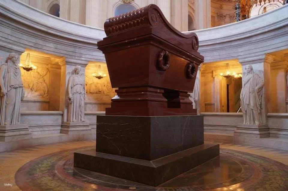 Les Invalides and Army Museum priority tickets with audio tour on mobile app