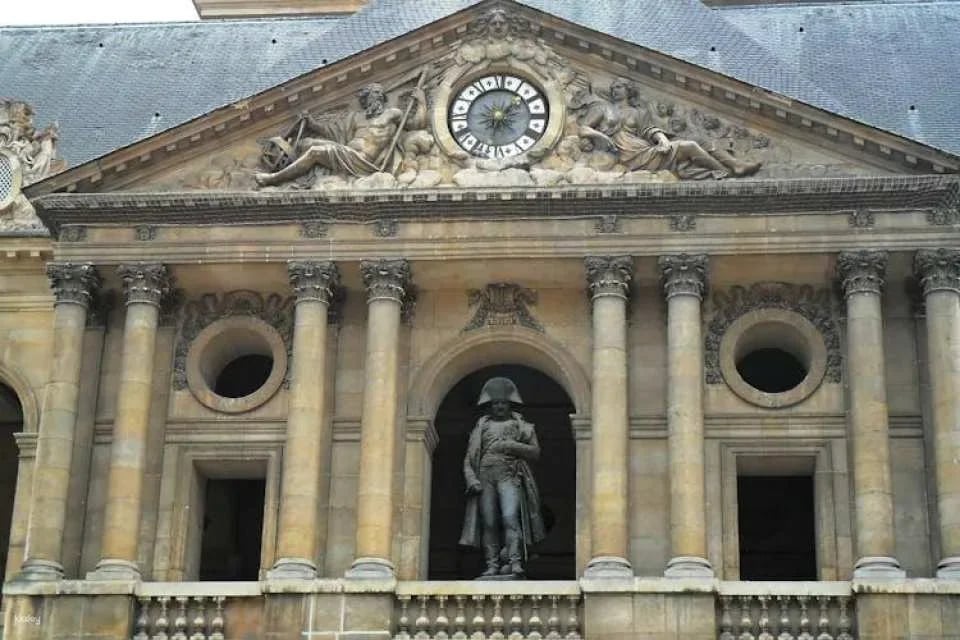 Les Invalides and Army Museum priority tickets with audio tour on mobile app