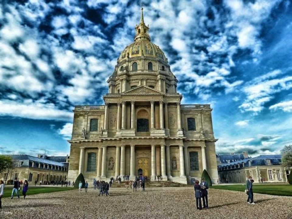 Les Invalides and Army Museum priority tickets with audio tour on mobile app
