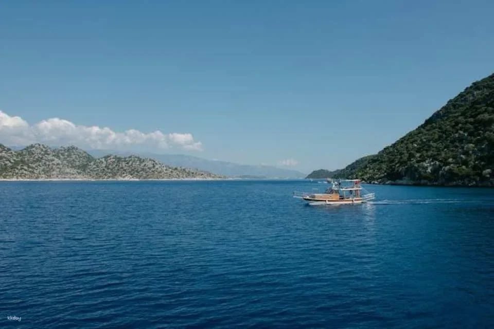 Private Demre, sunken city Kekova and Limyra rocktombs tour
