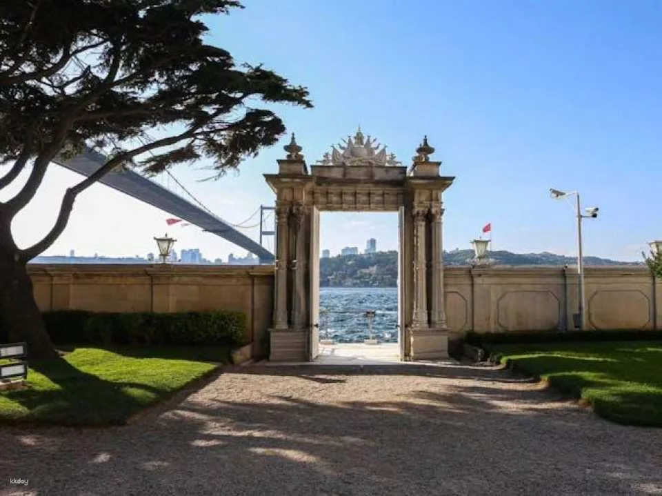 Beylerbeyi Palace Skip-the-Line Ticket with Audio Guide