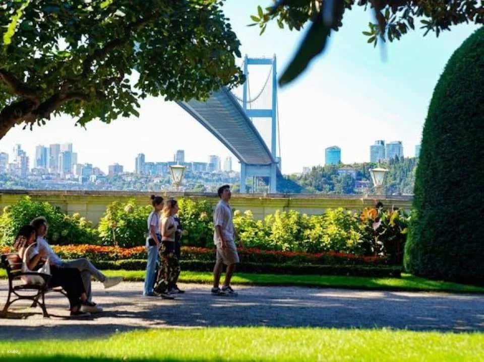 Beylerbeyi Palace Skip-the-Line Ticket with Audio Guide