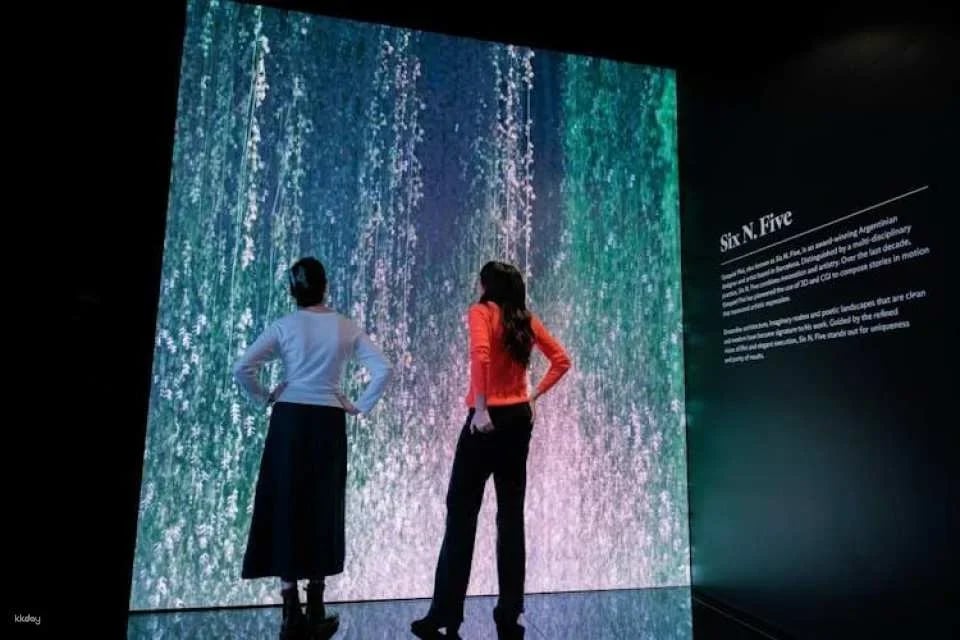 Moco Museum tickets with Banksy, Basquiat, Warhol, Kusama and more