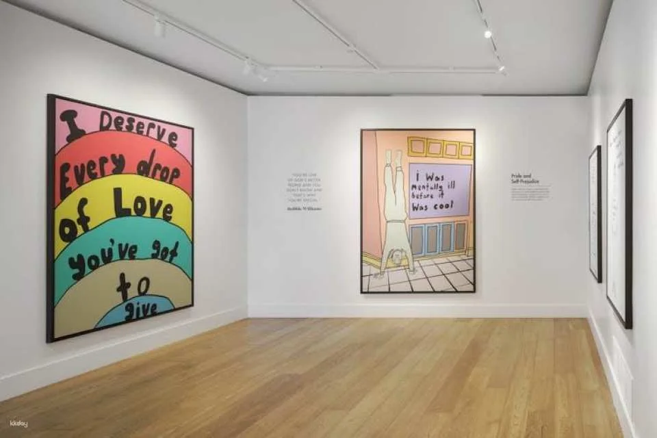 Moco Museum tickets with Banksy, Basquiat, Warhol, Kusama and more