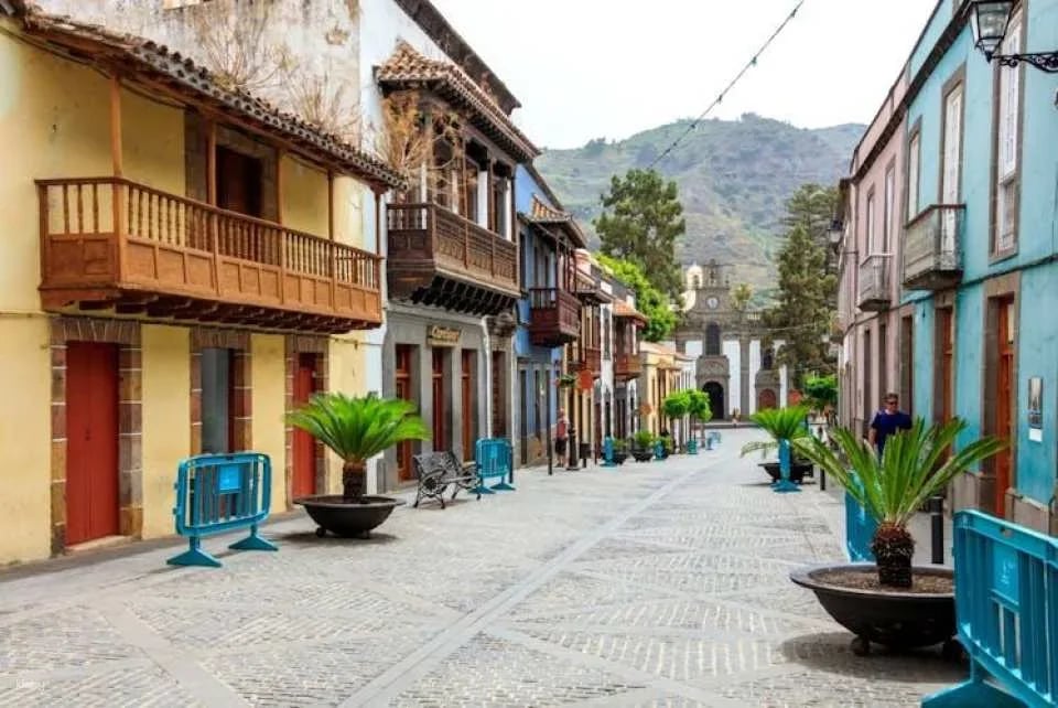 Full-day Gran Canaria tour with Teror, Tejeda and typical lunch