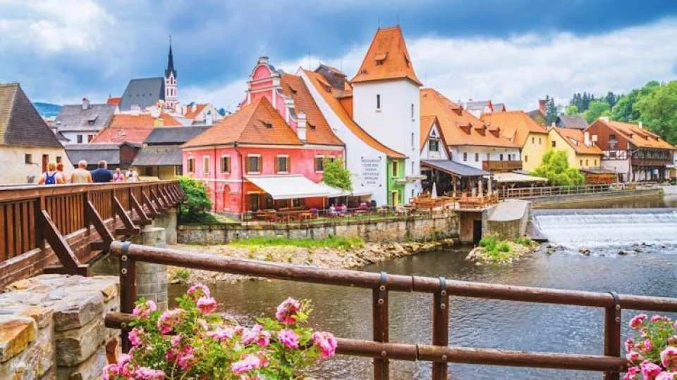 Day trip to Český Krumlov from Prague with castle and museum
