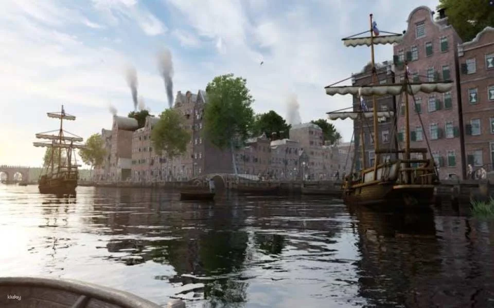 Amsterdam canal cruise with historic VR experience