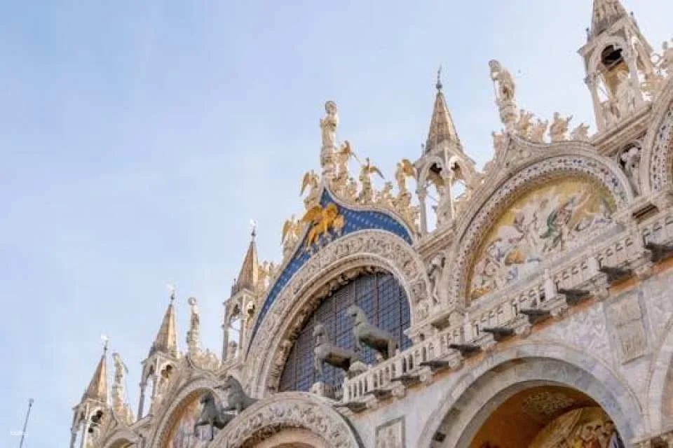 Guided visit to St. Mark's Basilica main floor