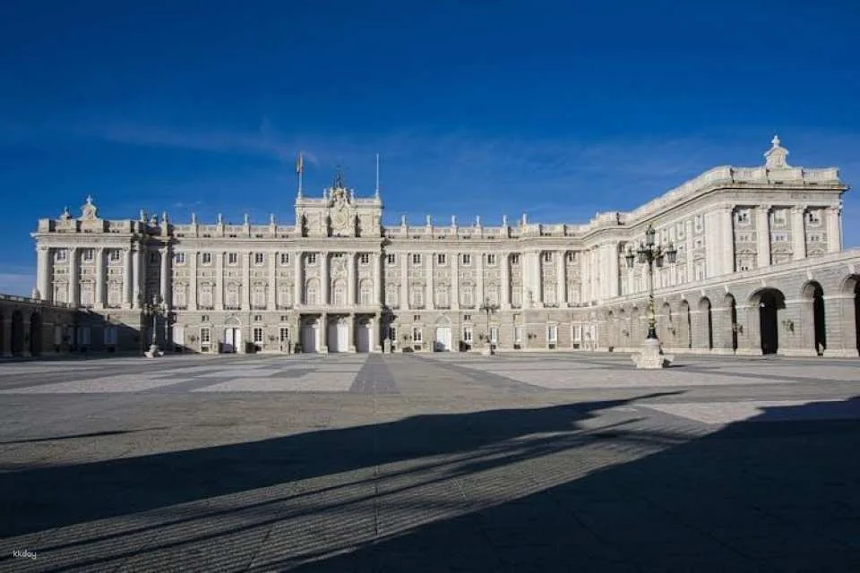 Guided tour of the Royal Palace of Madrid