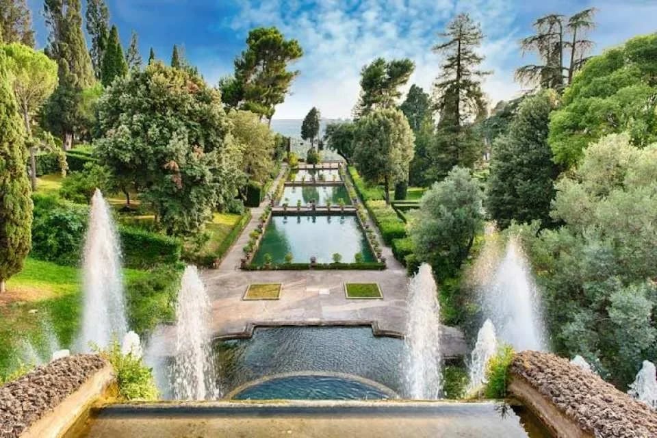 Tivoli and its Villas Guided Tour from Rome with Meeting Point