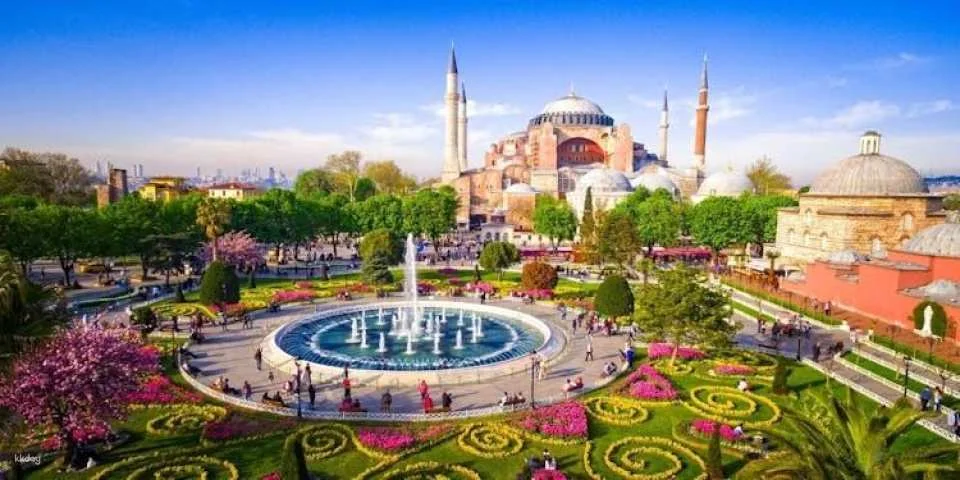 Istanbul Tourist Pass Skip-the-Line Entry to 100+ Attractions