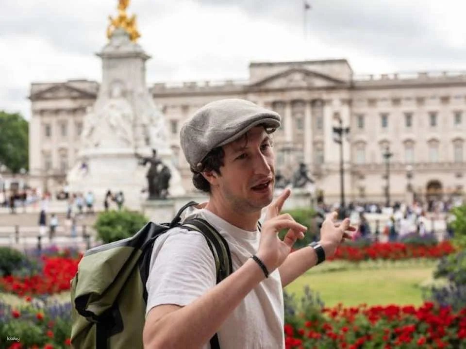 London Walking Tour with Entrance Ticket to The London Dungeon